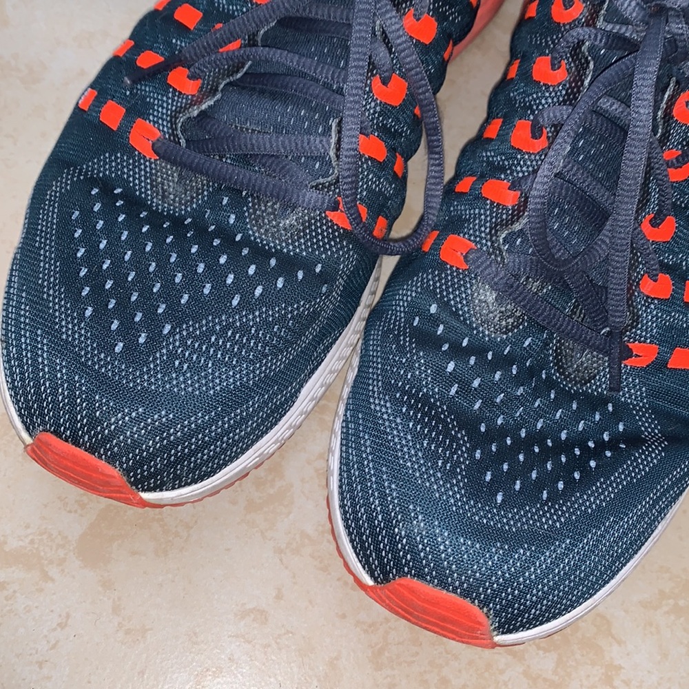 Nike Training Shoes - Picture 6 of 6